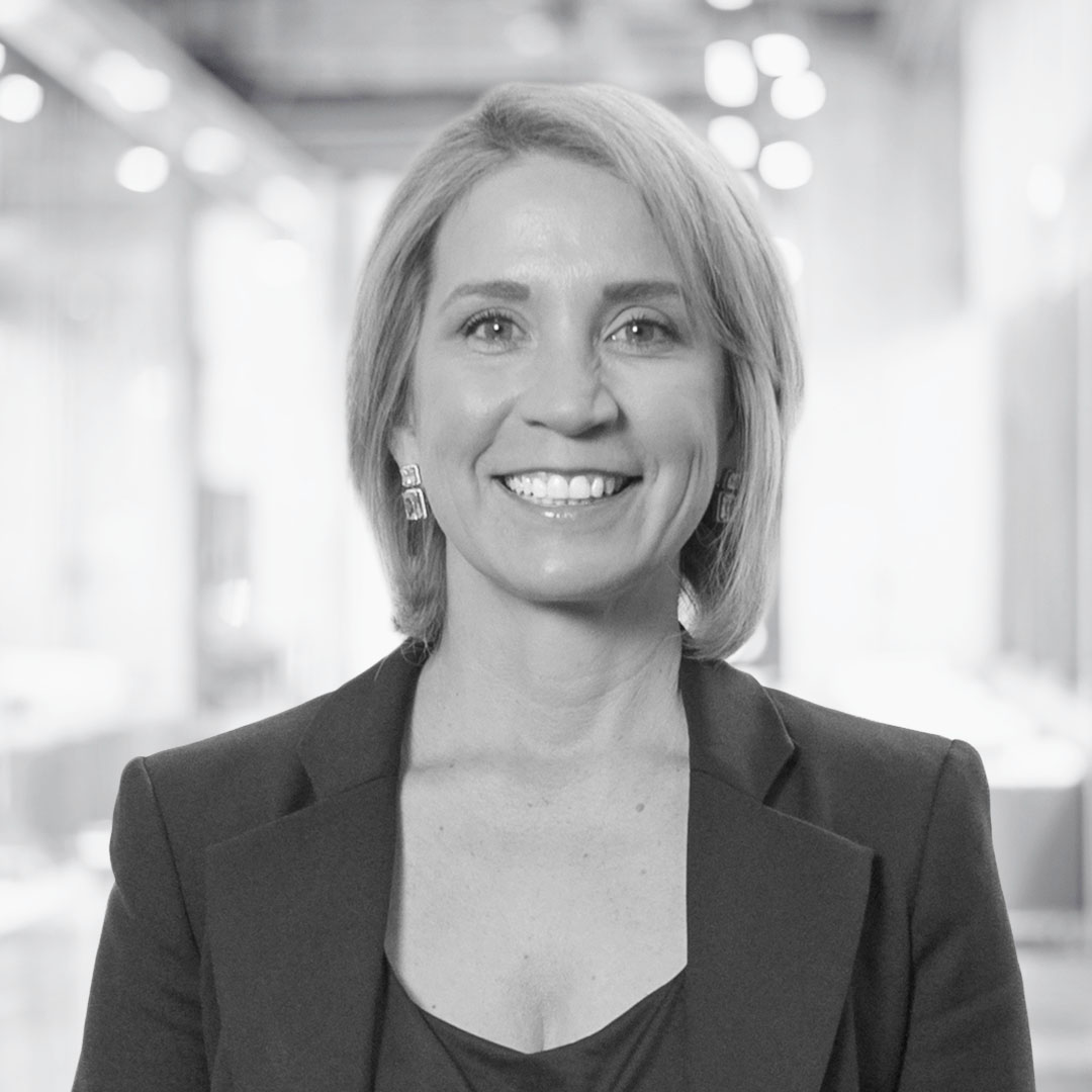 Holly Friedland headshot
